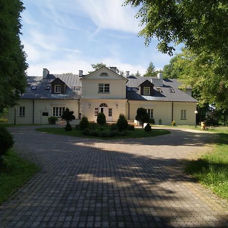 Roskosz Zespol Dworsko Parkowy Bed & Breakfast Biala Podlaska Exterior photo
